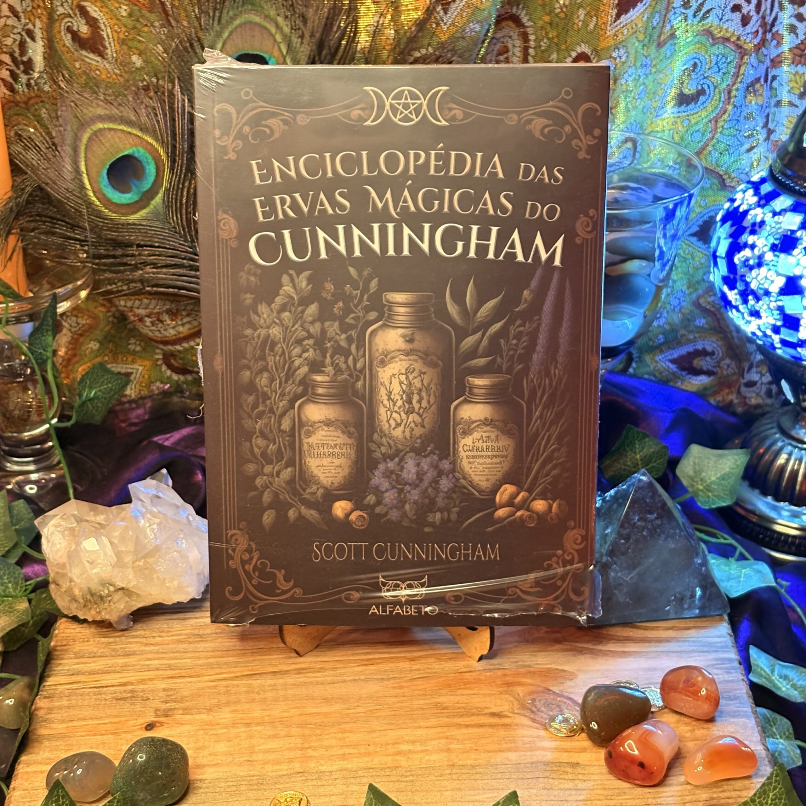 A Enciclopédia das Ervas Mágicas de Cunningham