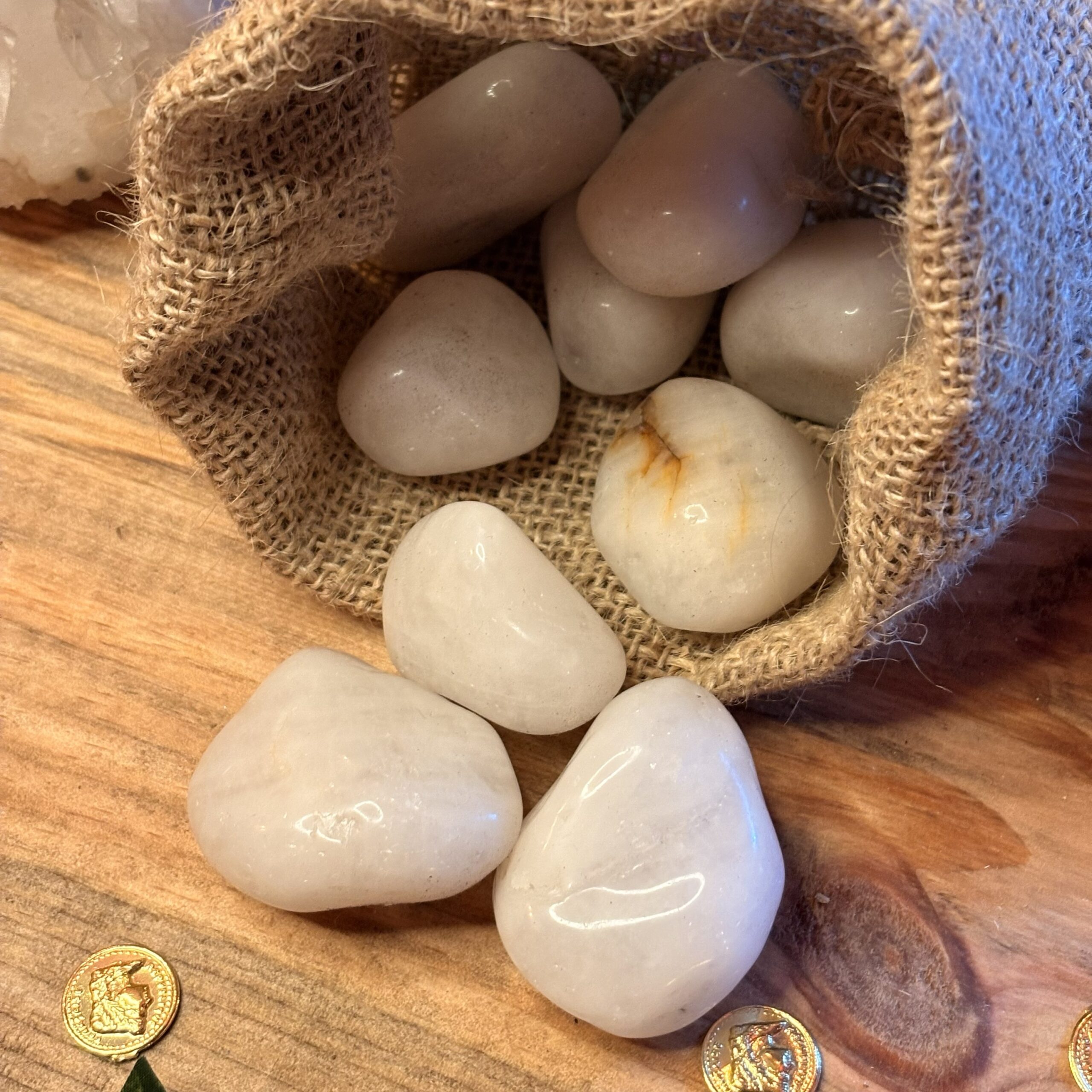 Pedra Rolada 3 a 4cm - Quartzo Branco